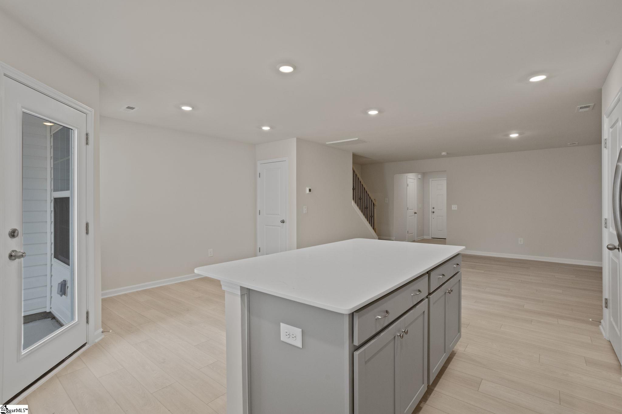 Reidville, South Carolina 29375, United States, 3 Bedrooms Bedrooms, ,3 BathroomsBathrooms,Residential,Active,143356