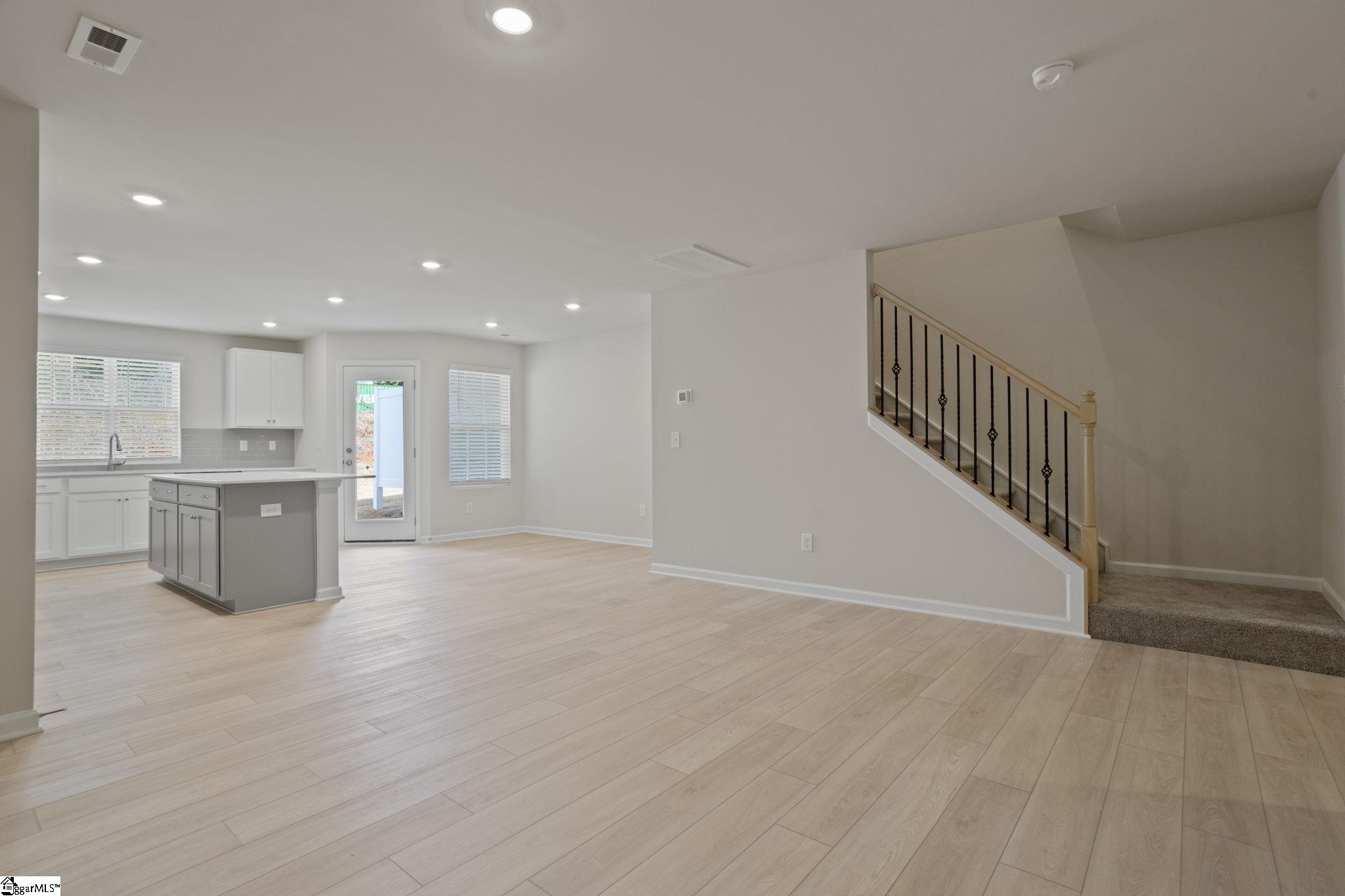 Reidville, South Carolina 29375, United States, 3 Bedrooms Bedrooms, ,3 BathroomsBathrooms,Residential,Active,143356