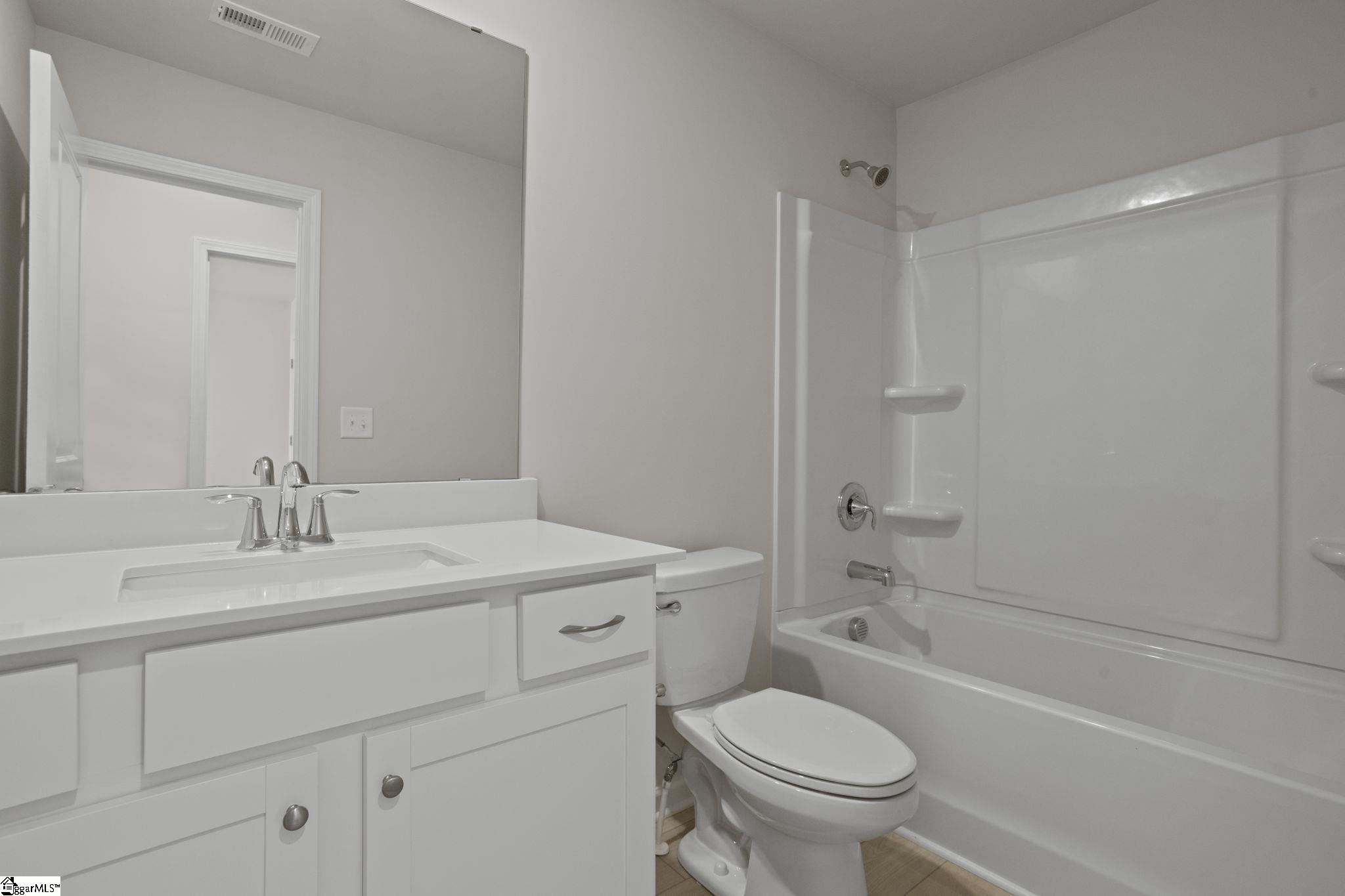 Reidville, South Carolina 29375, United States, 3 Bedrooms Bedrooms, ,3 BathroomsBathrooms,Residential,Active,143356