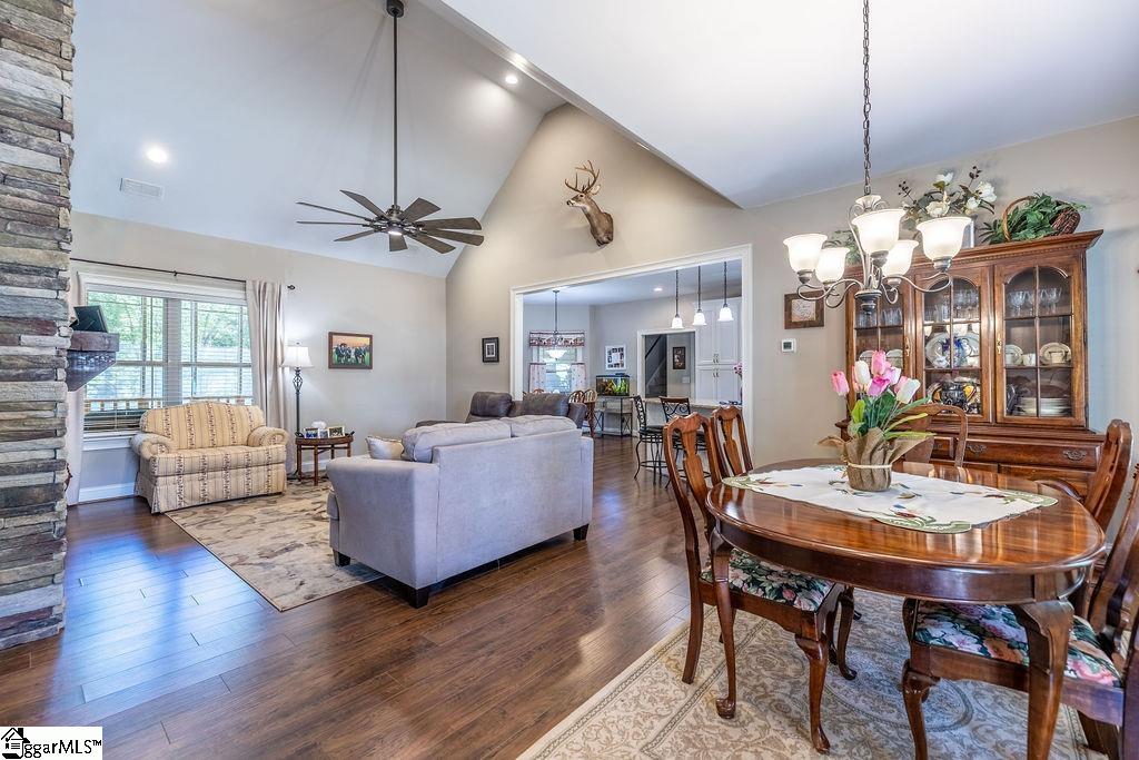 297 Paradise Vista Drive