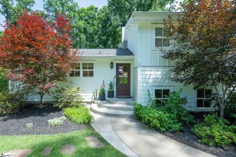 Photo of 38 Nottingham Road, Greenville, SC 29607 (MLS # 1593181)