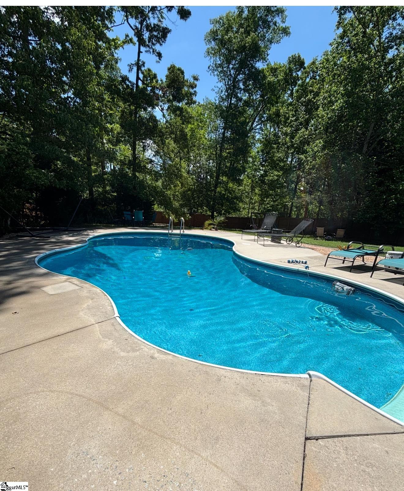 9 Canterbrooke Court