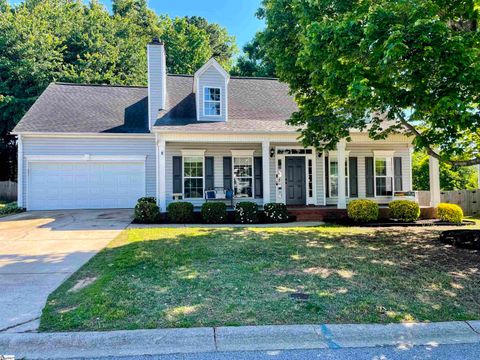 Photo of 305 Goldenrain Way, Simpsonville, SC 29680 (MLS # 1591488)