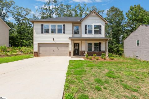 Photo of 409 Fairfax Street, Anderson, SC 29625 (MLS # 1579084)