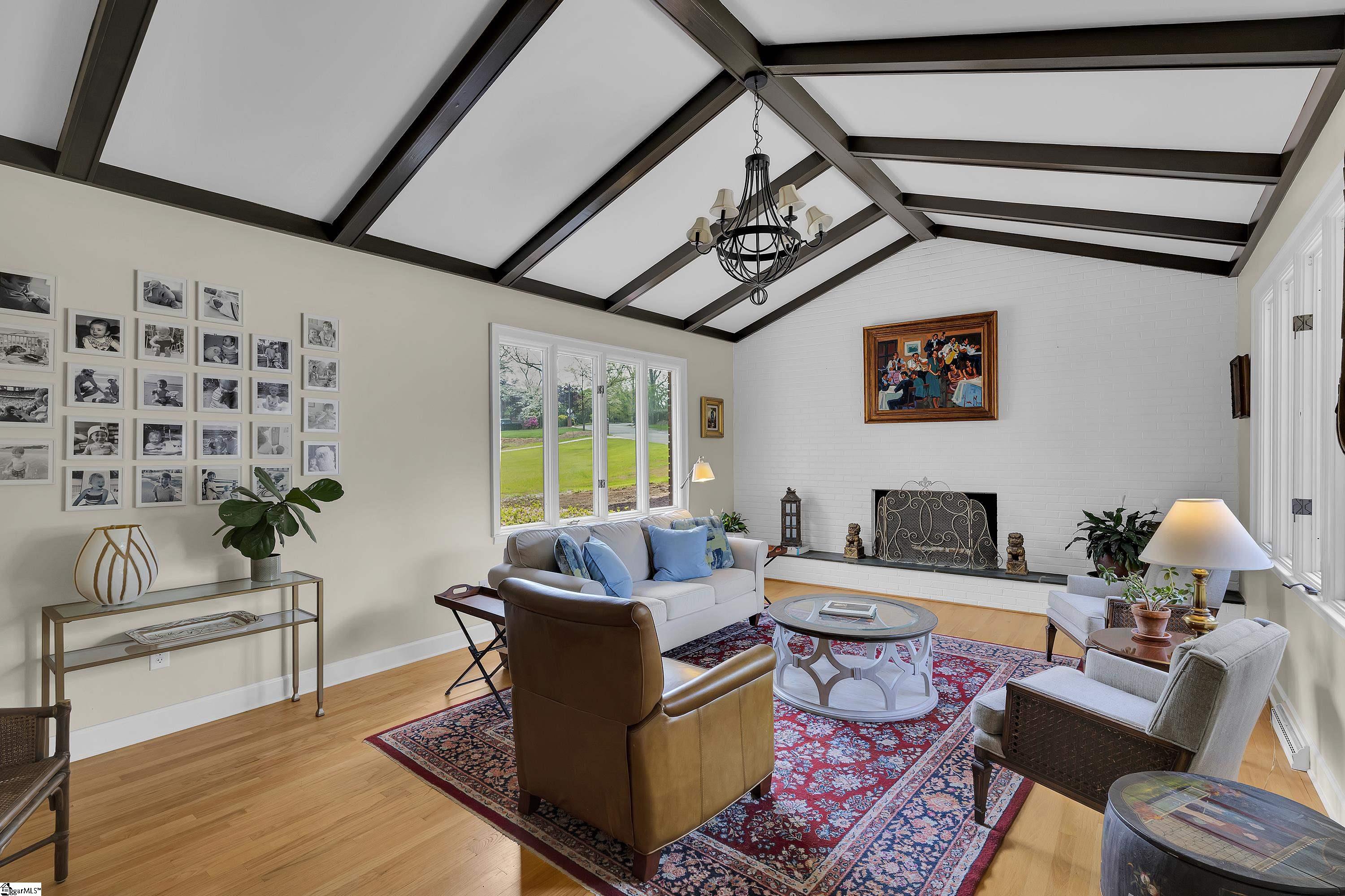 21 Chanticleer Drive