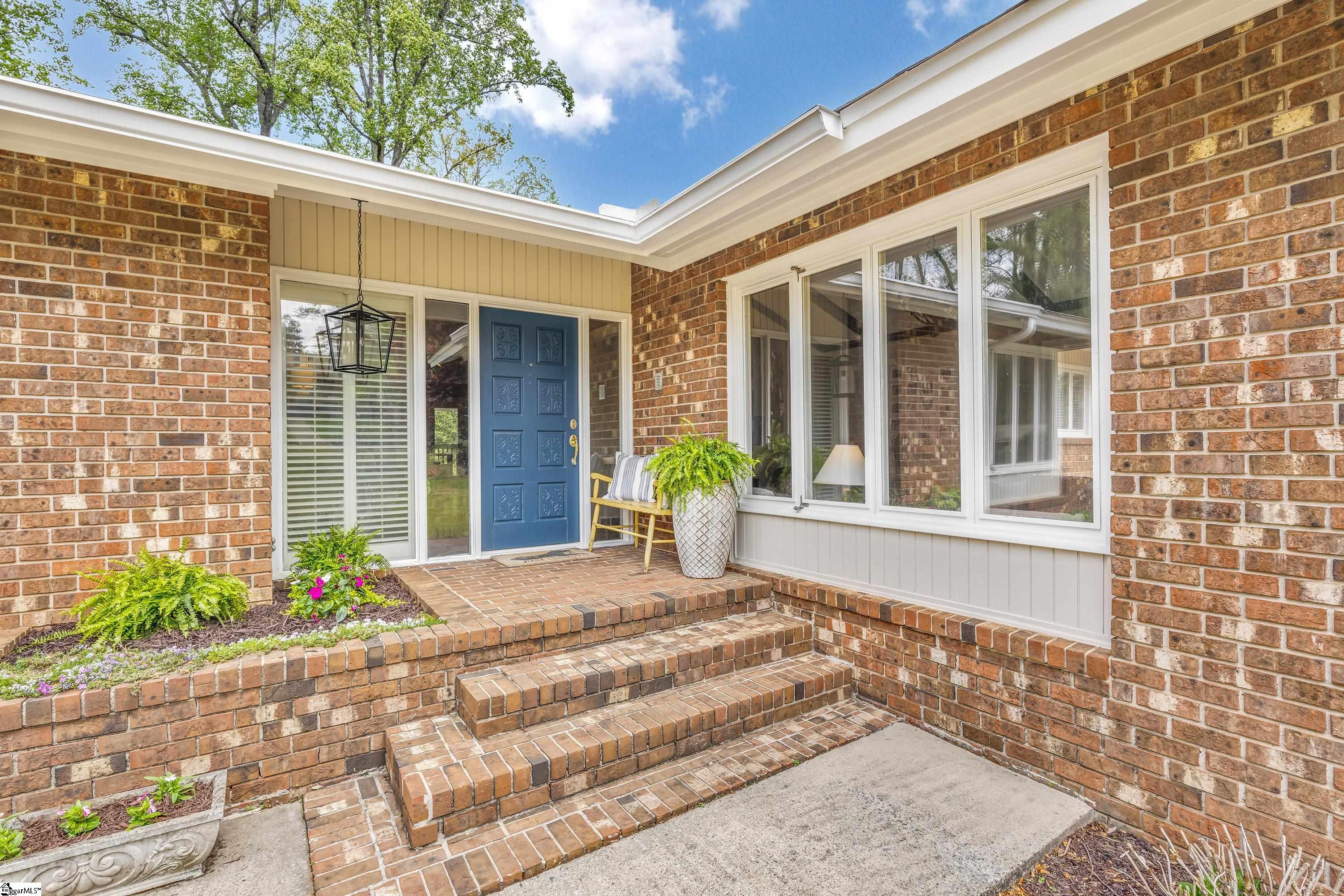 21 Chanticleer Drive