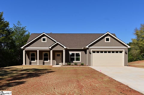 Photo of 552 Hellams Road, Gray Court, SC 29645 (MLS # 1606886)