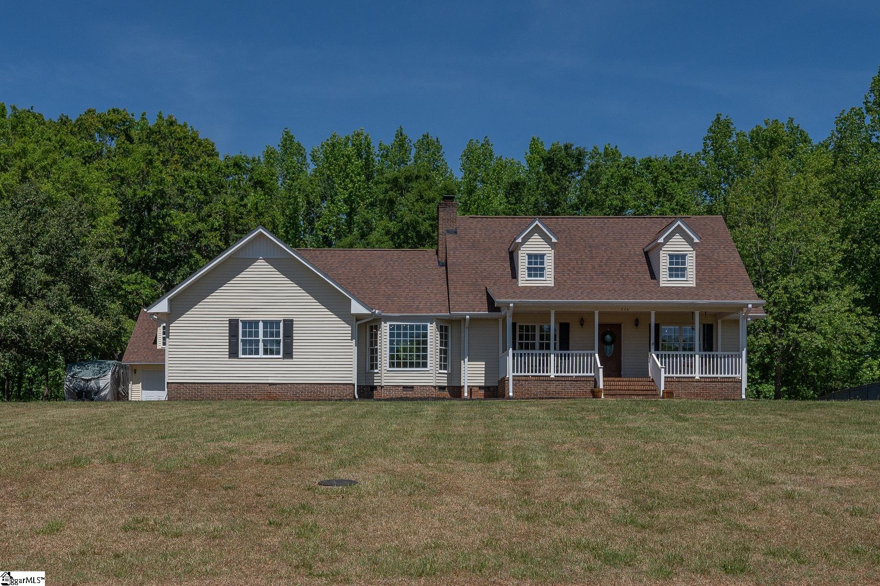 206 Mountain Crest Drive