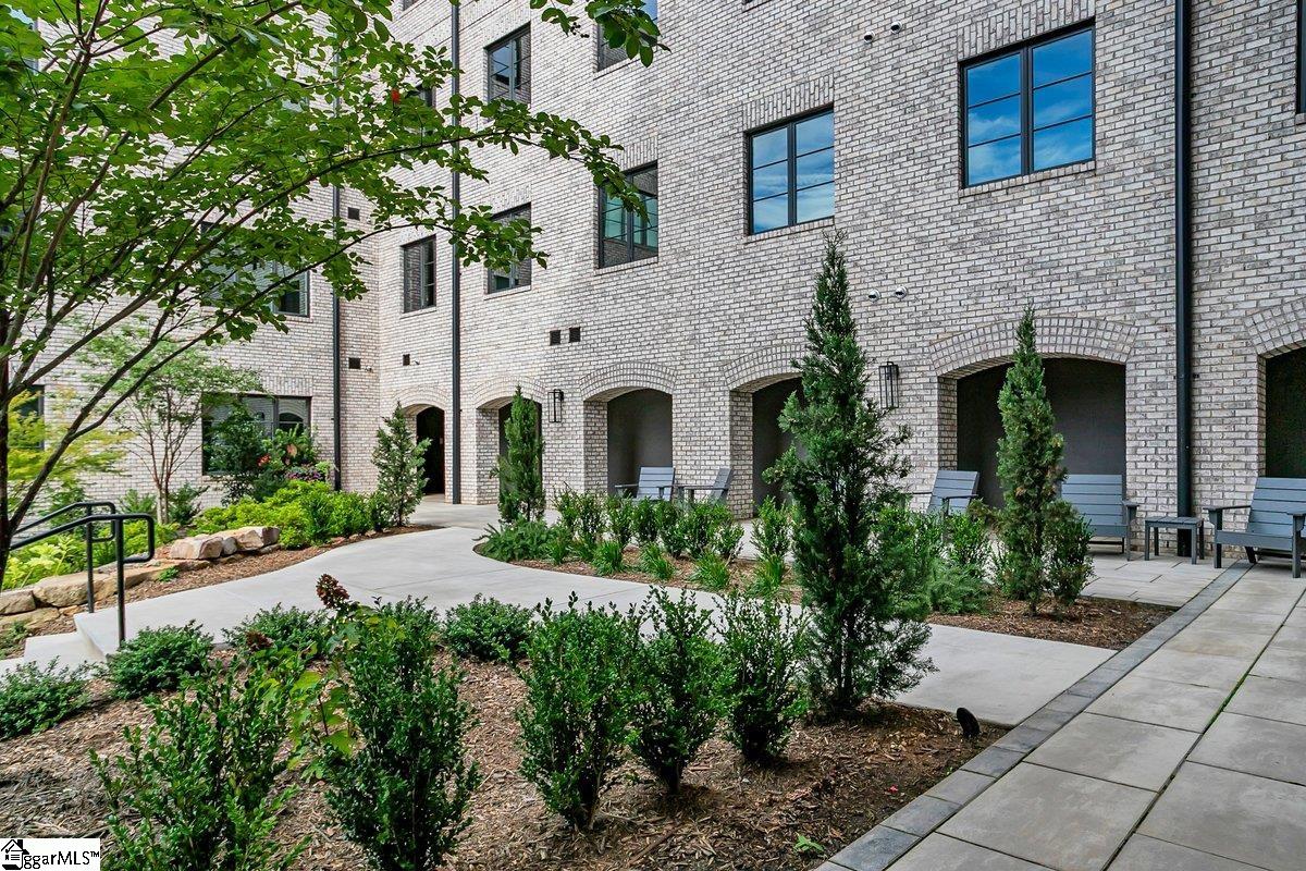 Greenville, South Carolina 29601, United States, 2 Bedrooms Bedrooms, ,2 BathroomsBathrooms,Residential,Active,218775