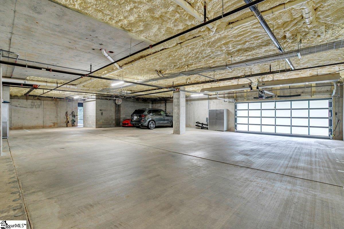 Greenville, South Carolina 29601, United States, 2 Bedrooms Bedrooms, ,2 BathroomsBathrooms,Residential,Active,218775