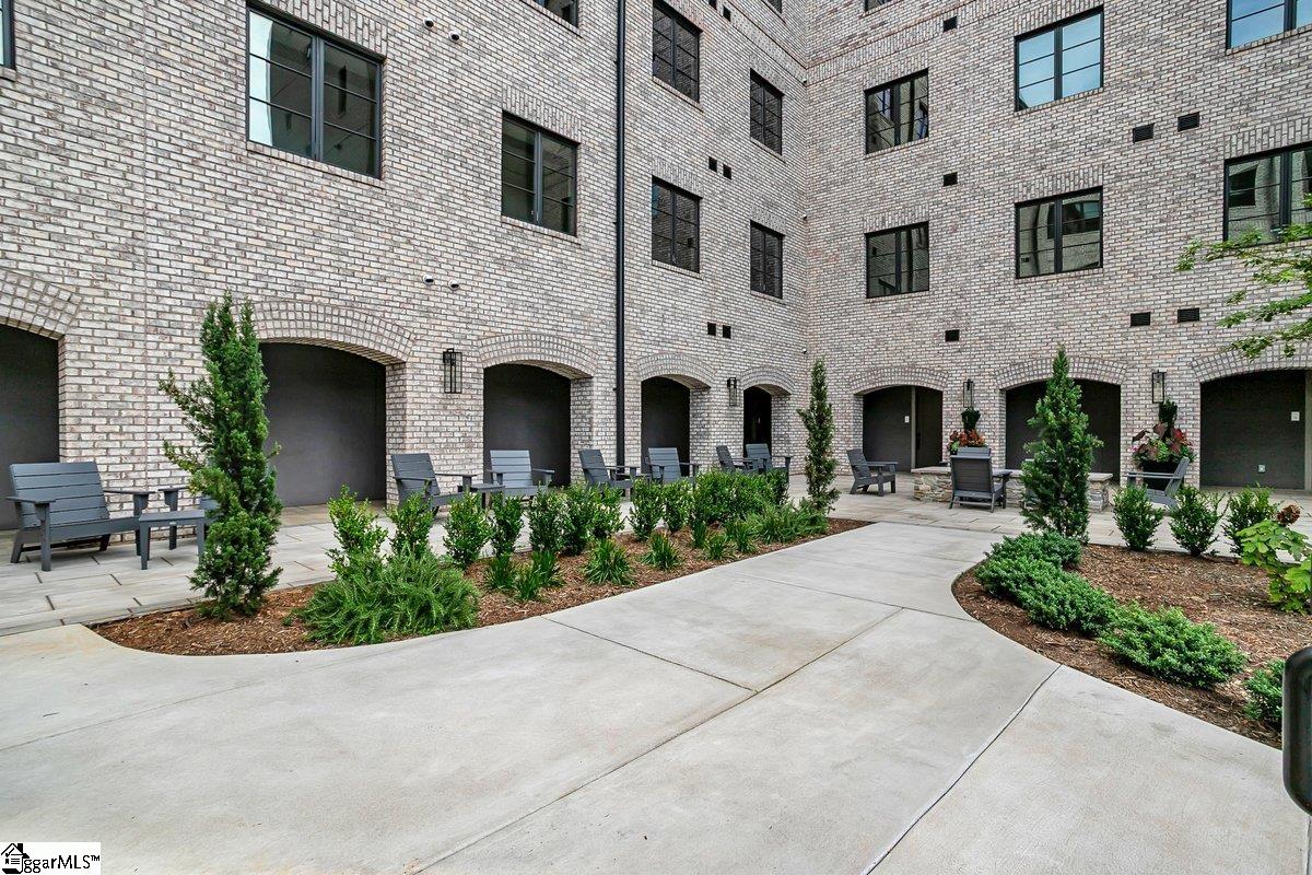 Greenville, South Carolina 29601, United States, 2 Bedrooms Bedrooms, ,2 BathroomsBathrooms,Residential,Active,218775