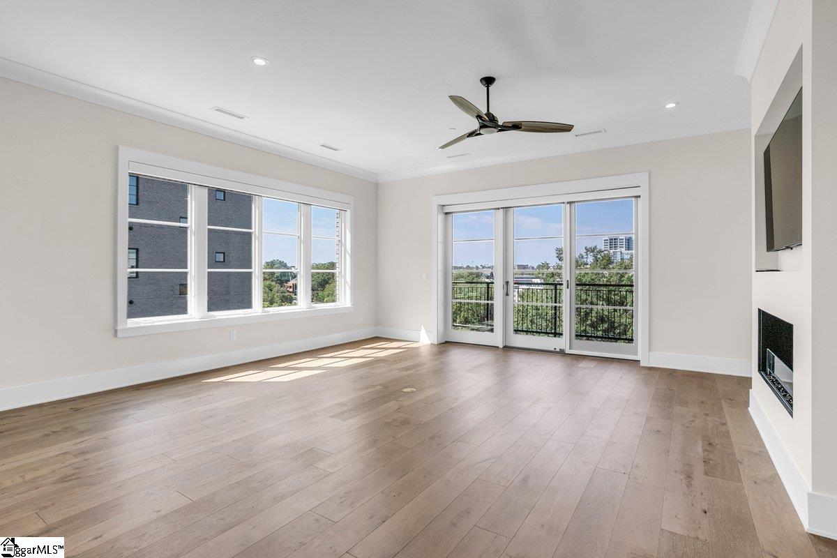 Greenville, South Carolina 29601, United States, 2 Bedrooms Bedrooms, ,2 BathroomsBathrooms,Residential,Active,218775