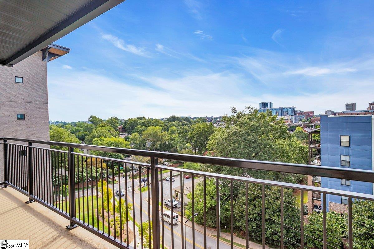 Greenville, South Carolina 29601, United States, 2 Bedrooms Bedrooms, ,2 BathroomsBathrooms,Residential,Active,218775