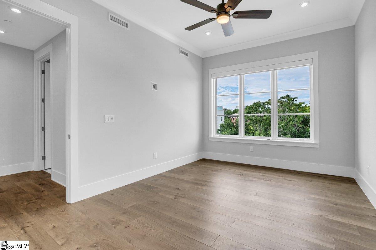 Greenville, South Carolina 29601, United States, 2 Bedrooms Bedrooms, ,2 BathroomsBathrooms,Residential,Active,218775