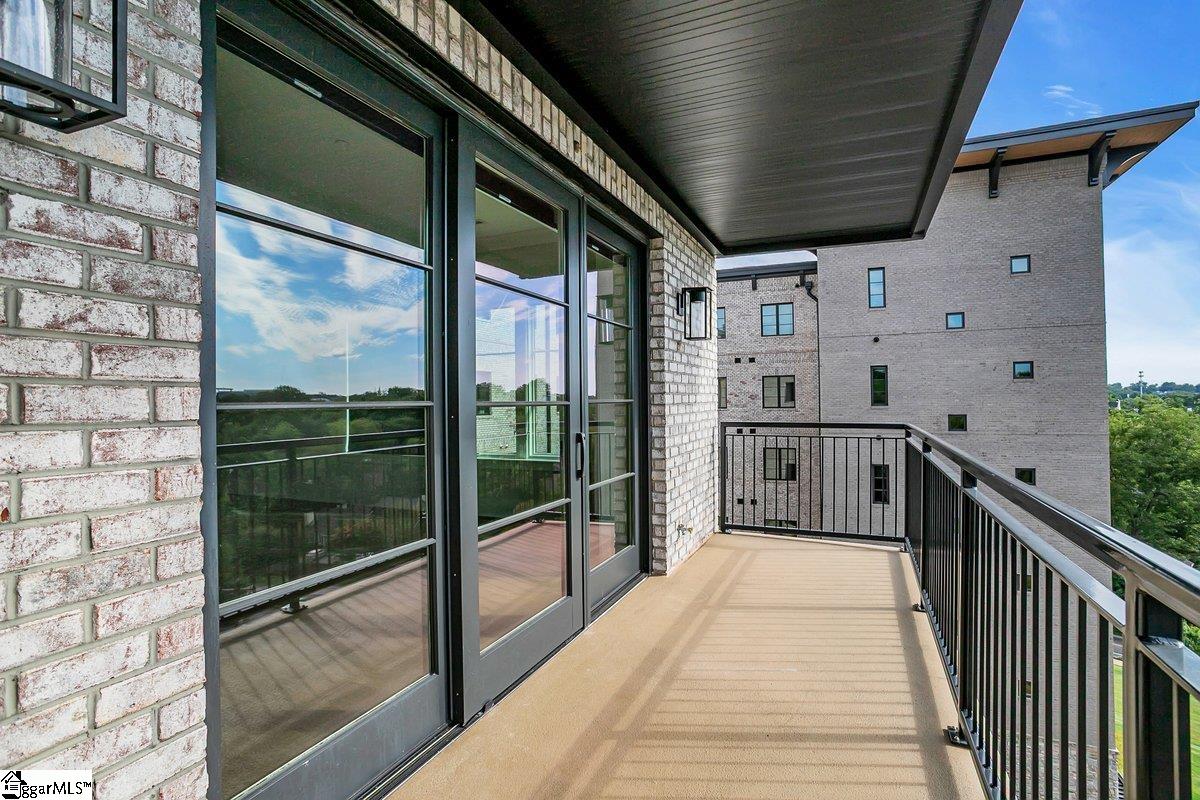 Greenville, South Carolina 29601, United States, 2 Bedrooms Bedrooms, ,2 BathroomsBathrooms,Residential,Active,218775