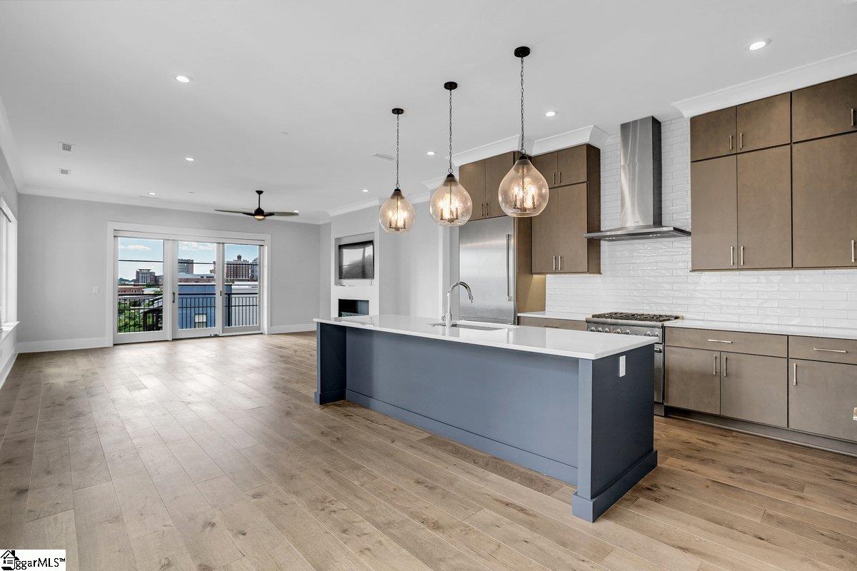 Greenville, South Carolina 29601, United States, 2 Bedrooms Bedrooms, ,2 BathroomsBathrooms,Residential,Active,218775