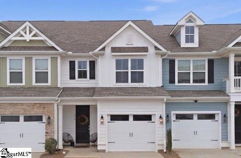 Photo of 322 Stirrup Court, Greer, SC 29651 (MLS # 1583775)