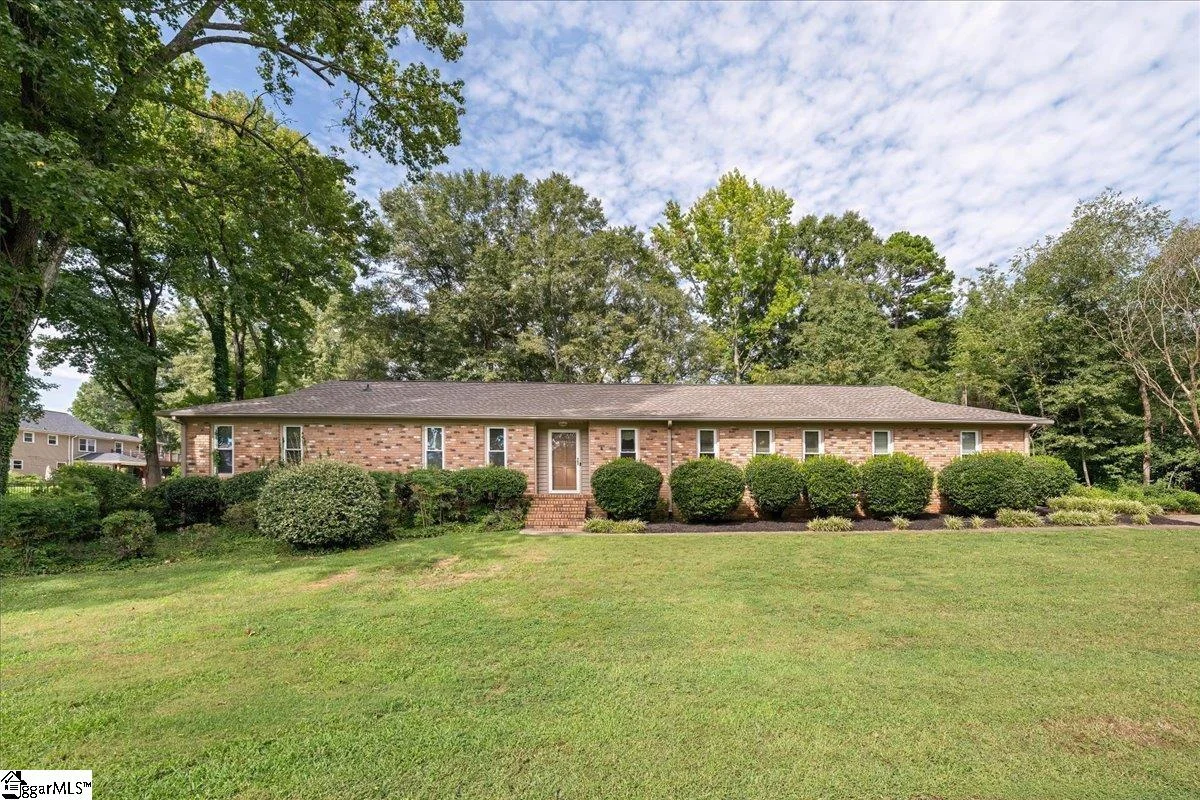 103 Hollymont Court