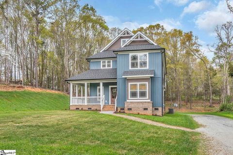 Photo of 318 Dancing Water Drive, Chesnee, SC 29323 (MLS # 1587143)