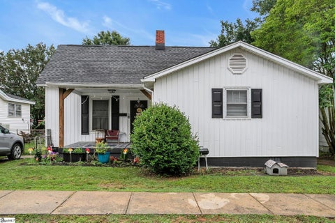 Photo of 6 Webb Street, Greenville, SC 29605 (MLS # 1594434)