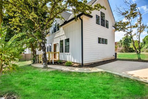 Photo of 6 Guess Street, Greenville, SC 29605 (MLS # 1583204)