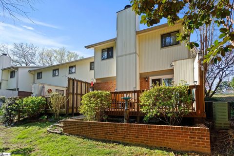 Tiny photo for 37 Briarglen Place, Greenville, SC 29615 (MLS # 1577044)