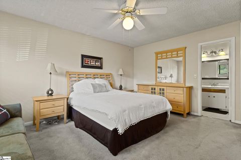 Tiny photo for 37 Briarglen Place, Greenville, SC 29615 (MLS # 1577044)