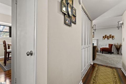 Tiny photo for 37 Briarglen Place, Greenville, SC 29615 (MLS # 1577044)