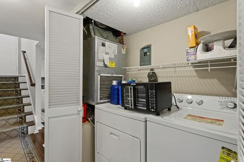 Tiny photo for 37 Briarglen Place, Greenville, SC 29615 (MLS # 1577044)