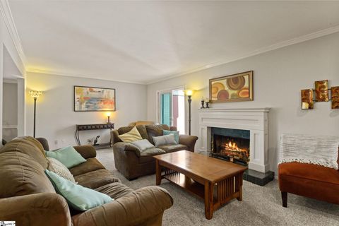 Tiny photo for 37 Briarglen Place, Greenville, SC 29615 (MLS # 1577044)