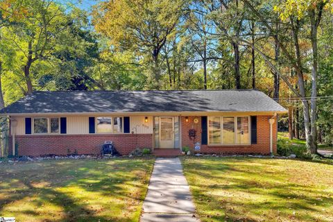 Photo of 500 Stewart Drive, Easley, SC 29640 (MLS # 1579946)