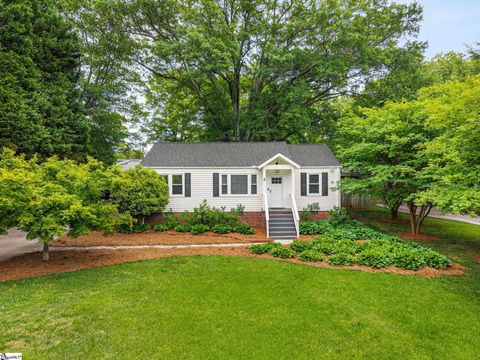 Photo of 4 Dubard Street, Greenville, SC 29615 (MLS # 1590130)