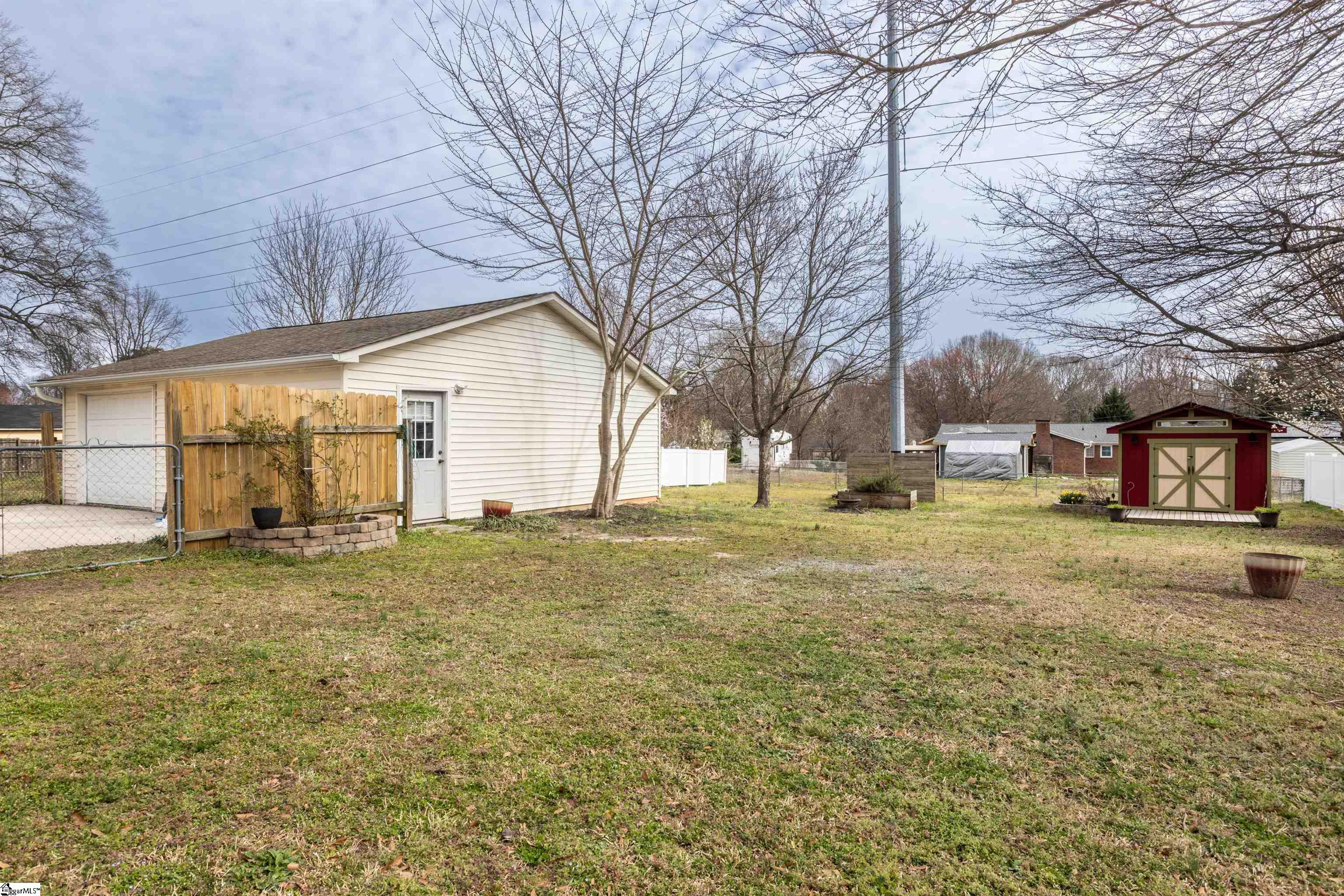 Taylors, South Carolina 29687, United States, 3 Bedrooms Bedrooms, ,2 BathroomsBathrooms,Residential,Contingent,85786