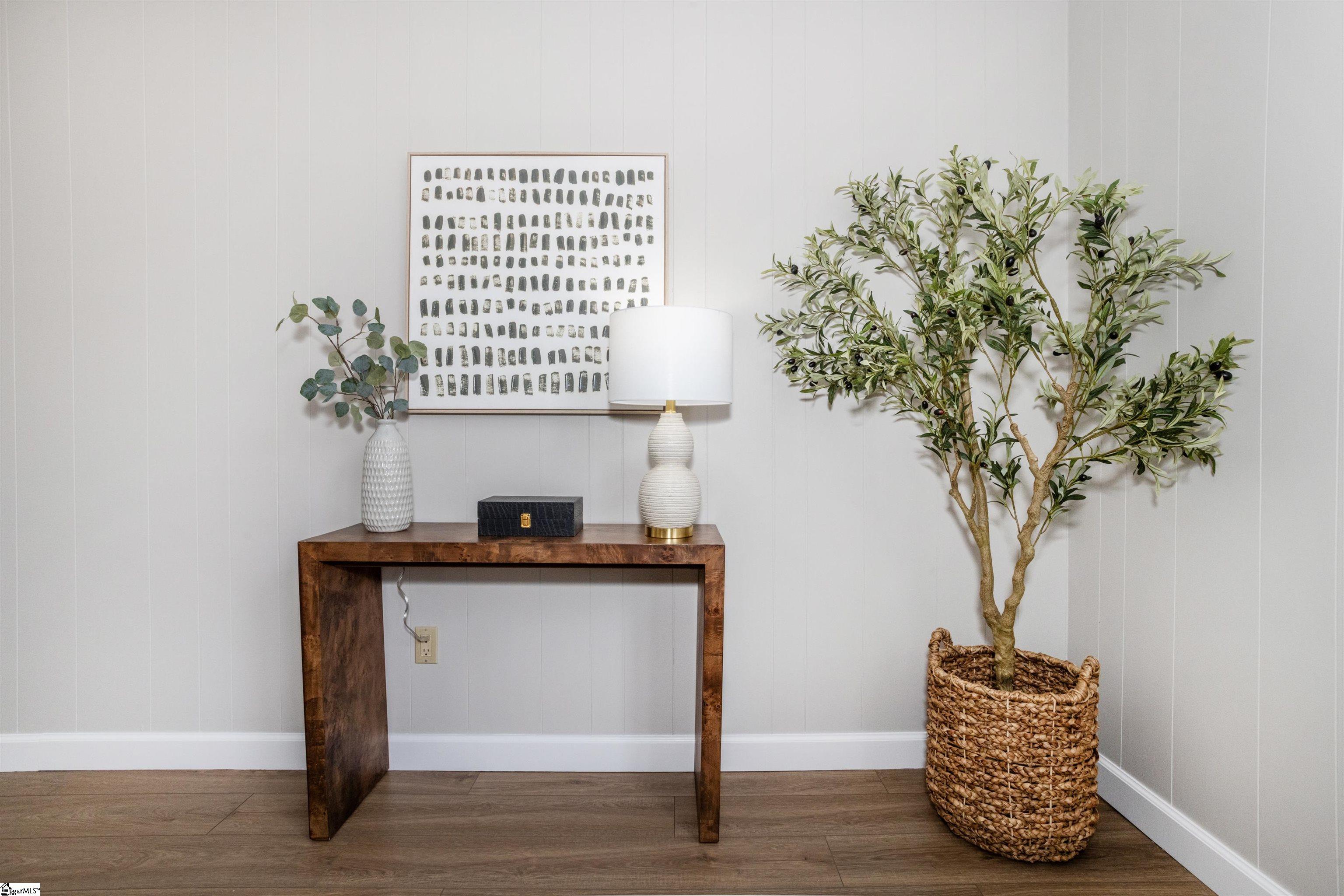 Taylors, South Carolina 29687, United States, 3 Bedrooms Bedrooms, ,2 BathroomsBathrooms,Residential,Contingent,85786