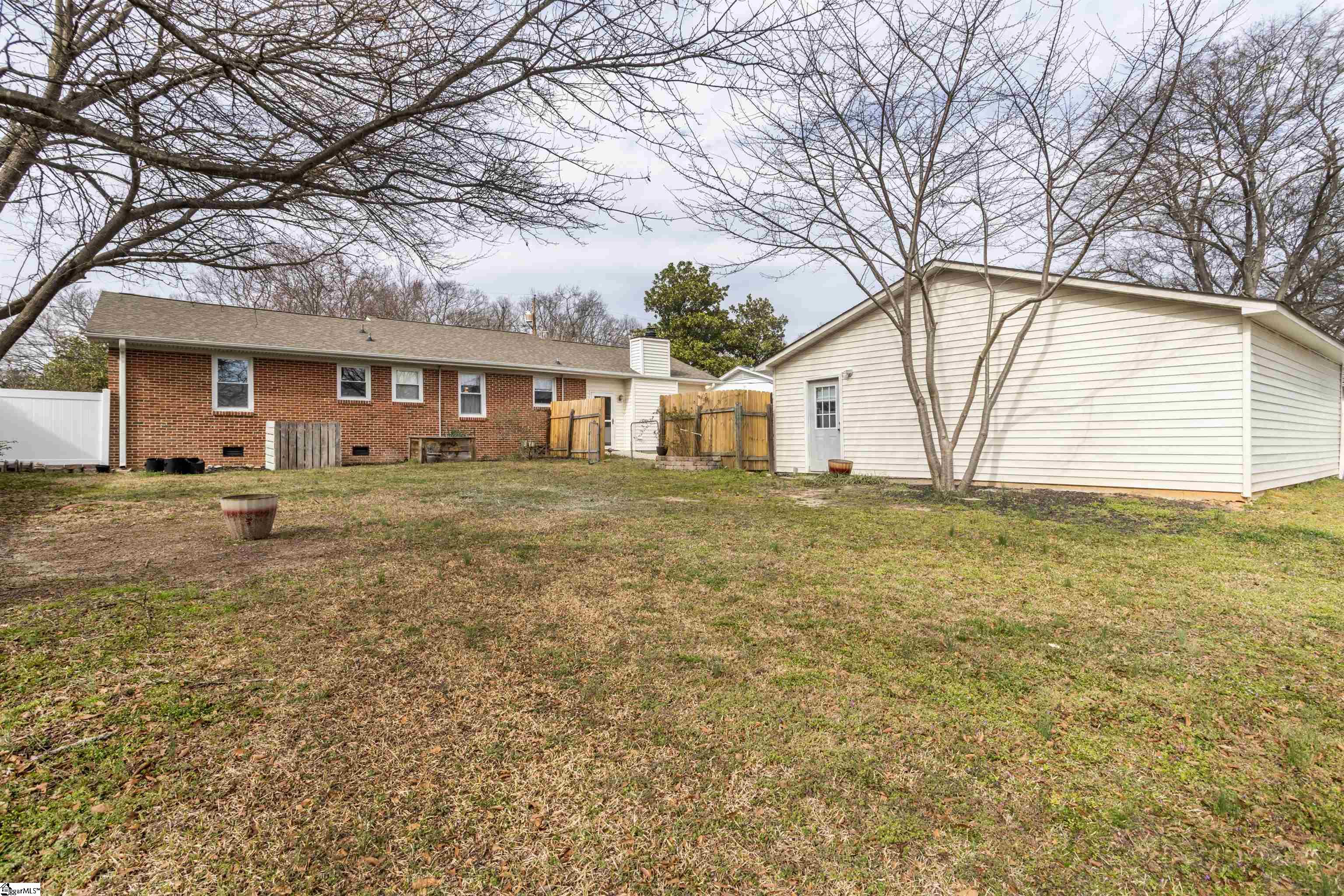 Taylors, South Carolina 29687, United States, 3 Bedrooms Bedrooms, ,2 BathroomsBathrooms,Residential,Contingent,85786