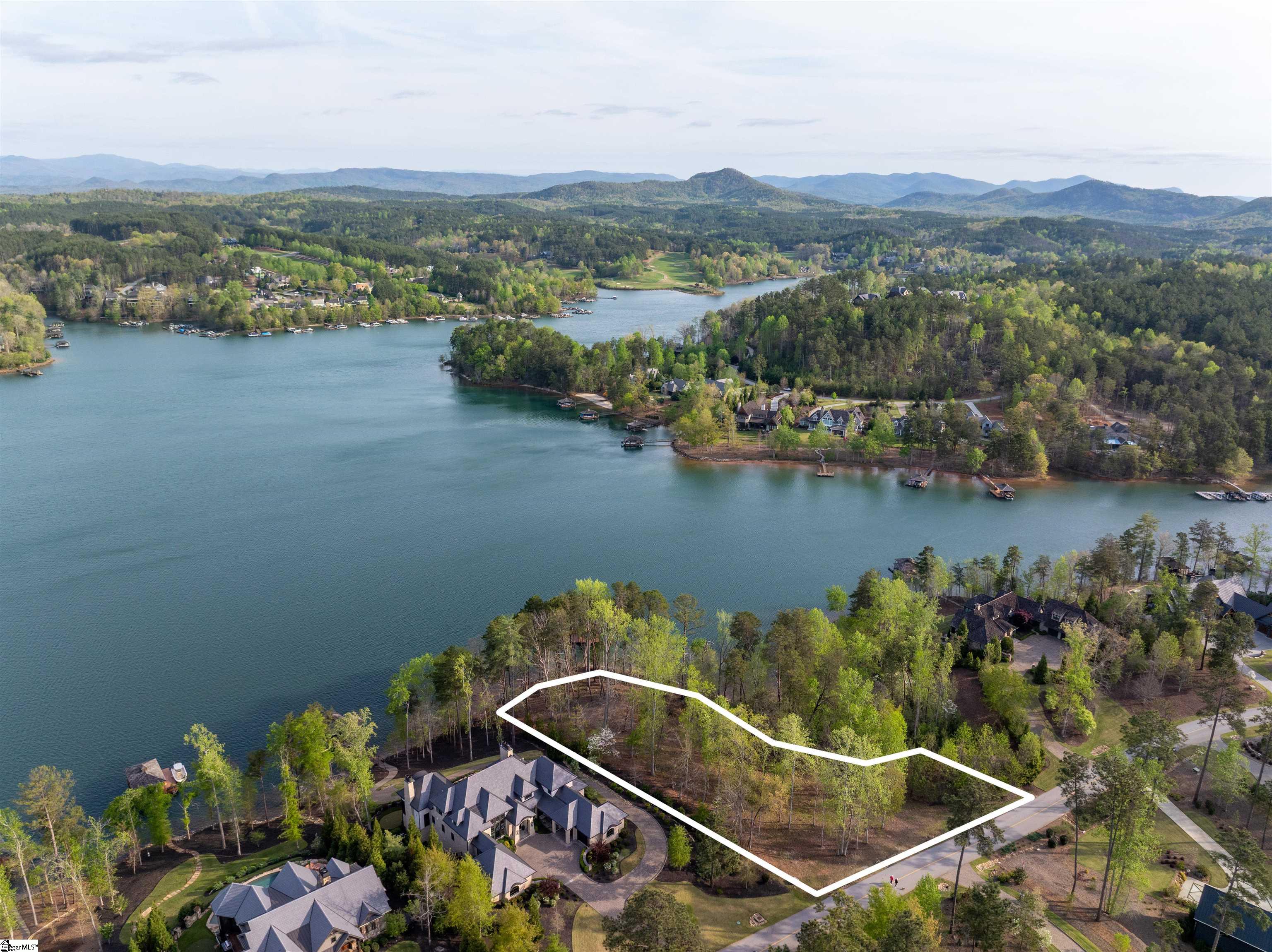 390 Peninsula Ridge