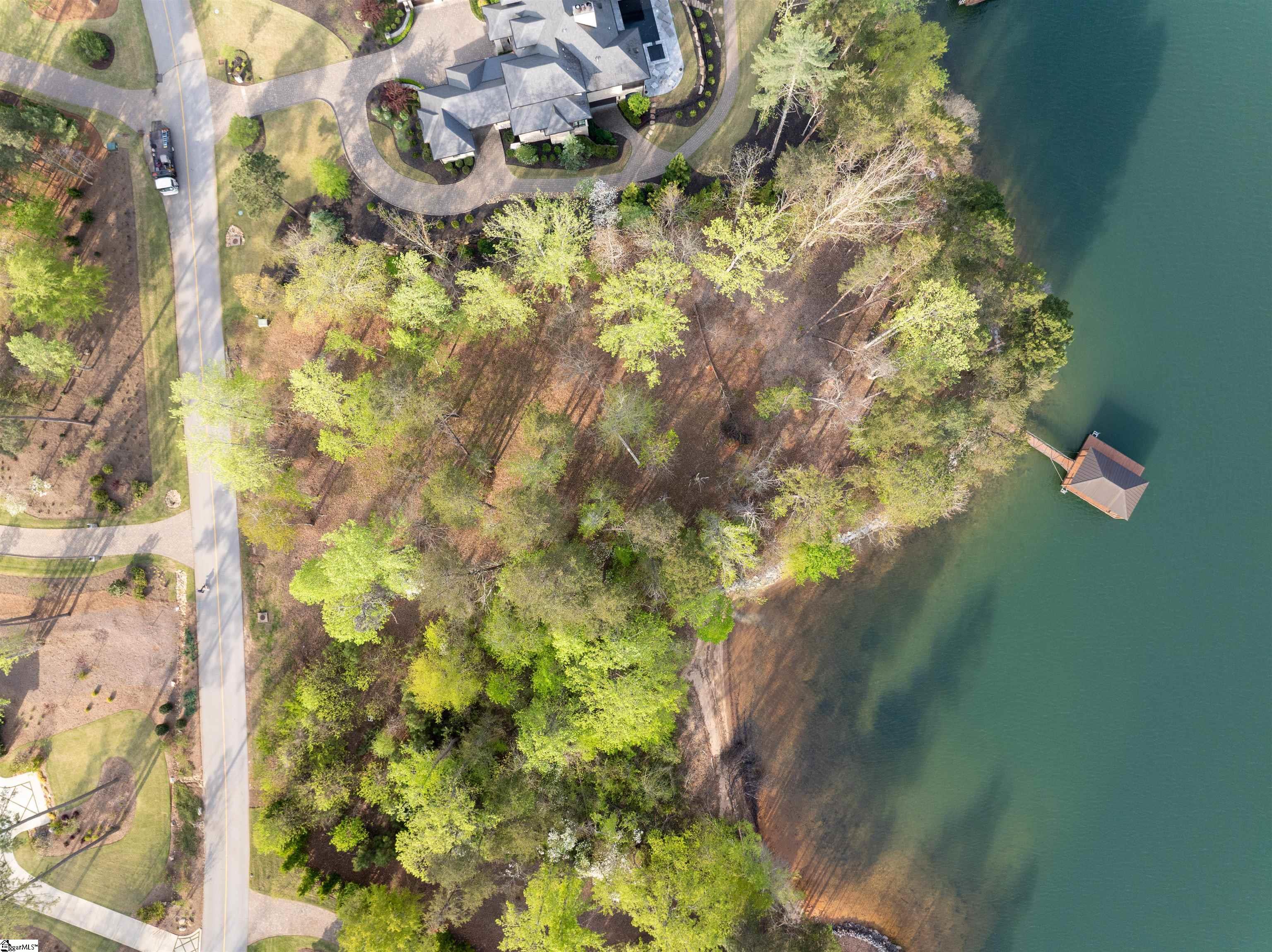 390 Peninsula Ridge