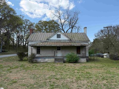 Photo of 16 Ropp Street, Gray Court, SC 29645 (MLS # 1585856)