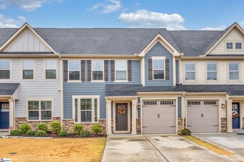 Photo of 31 Moss Hollow Way, Simpsonville, SC 29680 (MLS # 1577456)