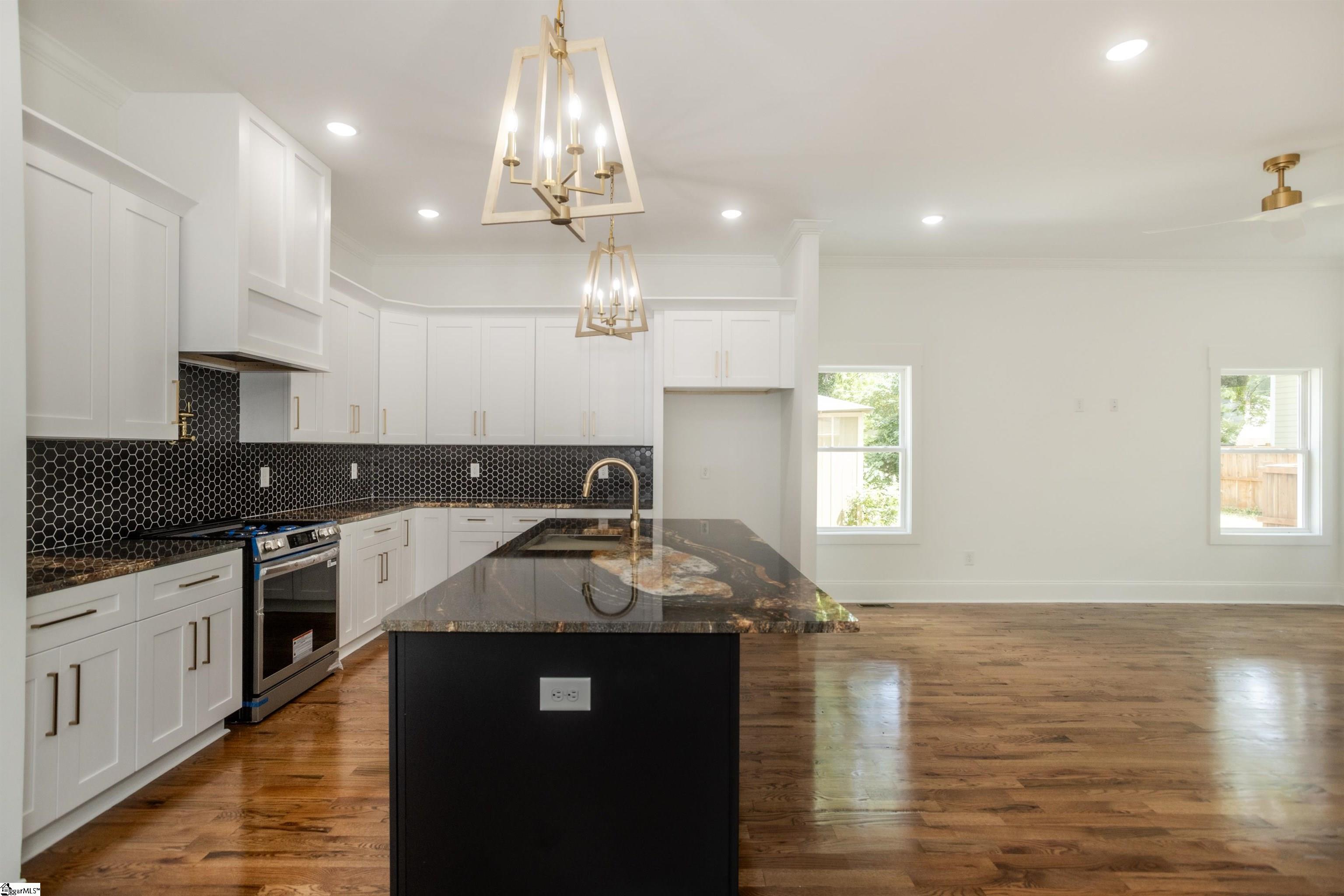 Greenville, South Carolina 29601, United States, 4 Bedrooms Bedrooms, ,3 BathroomsBathrooms,Residential,Active,251046