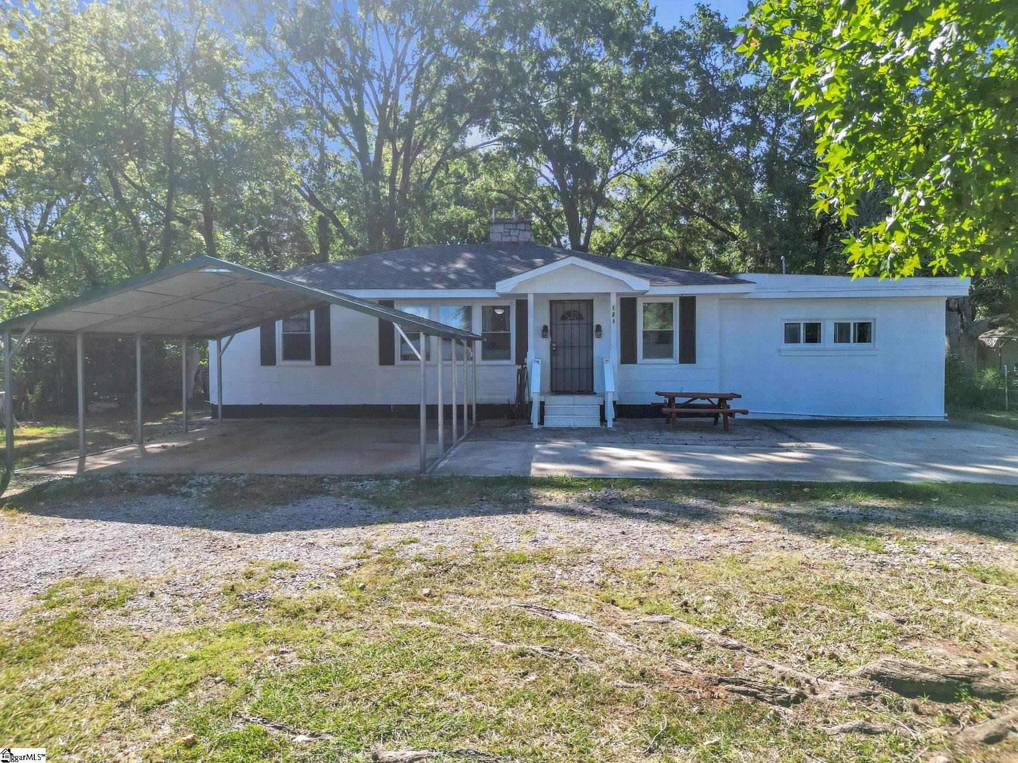 121 Fox Drive