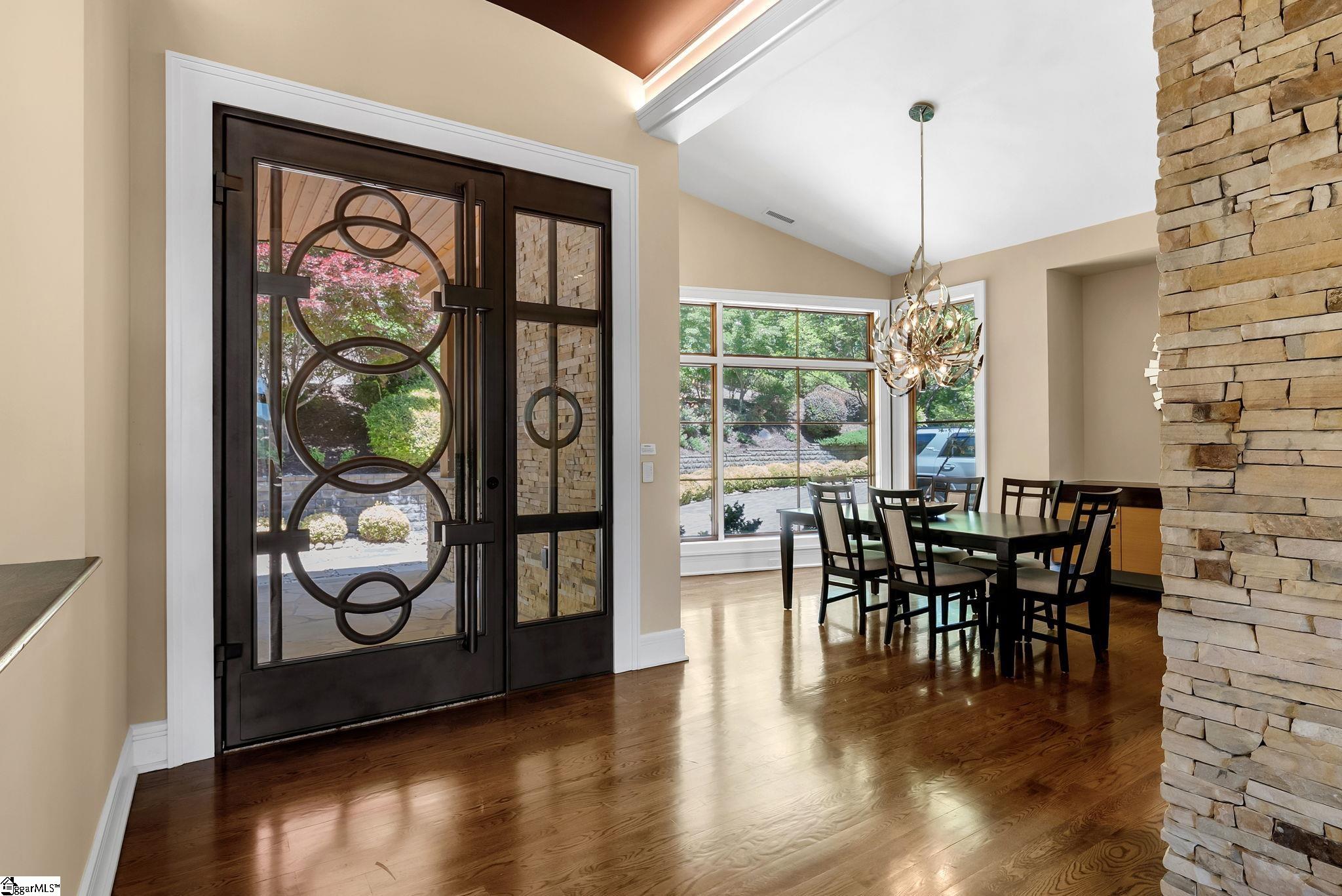 10 Water View Court