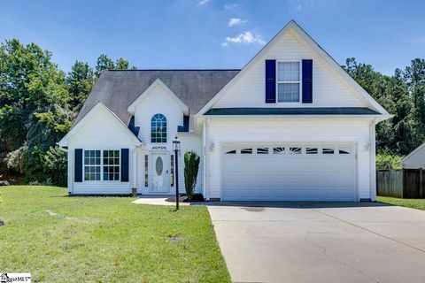 Photo of 253 Rivers Edge Drive, Easley, SC 29642 (MLS # 1595335)