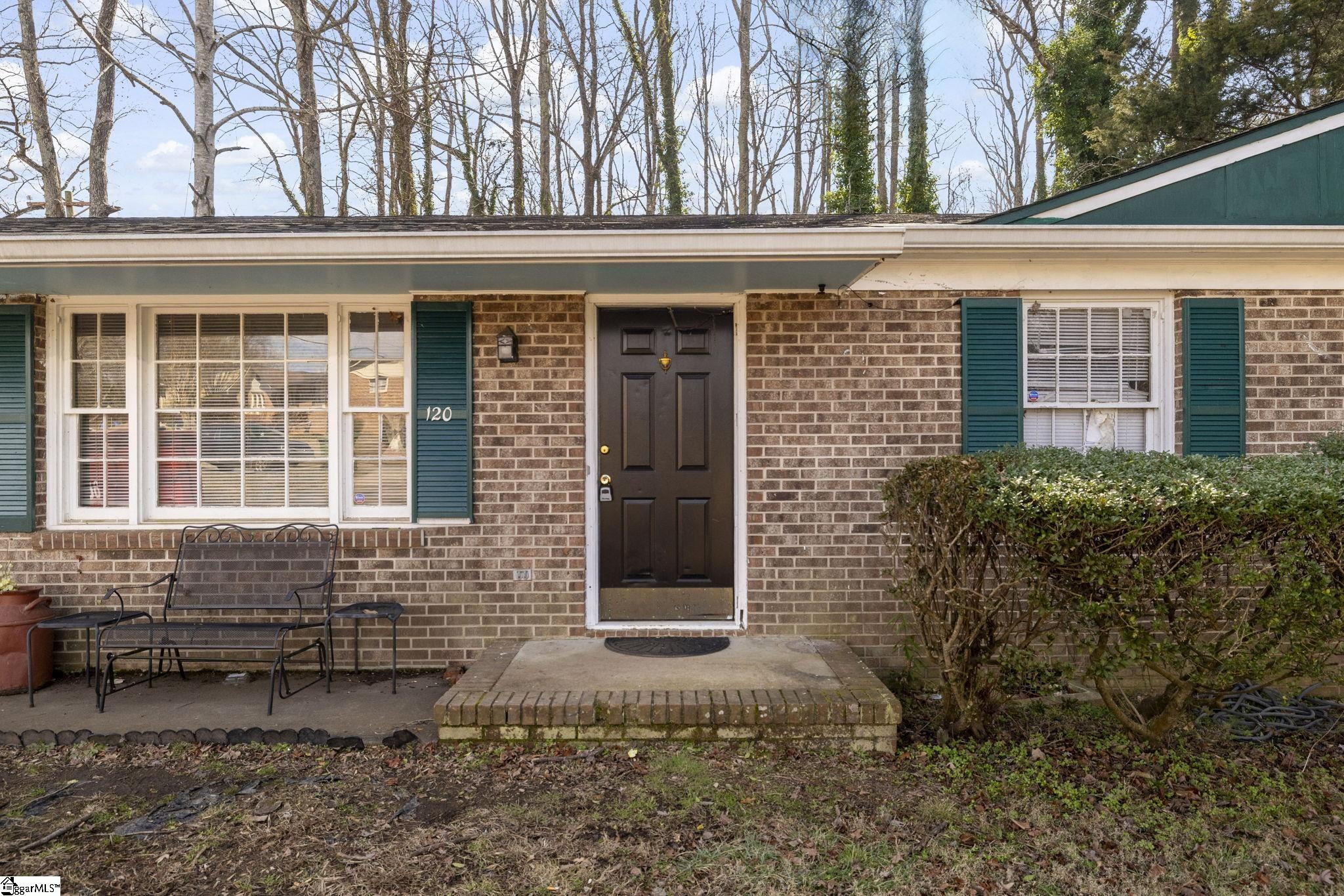 120 Shadecrest Drive