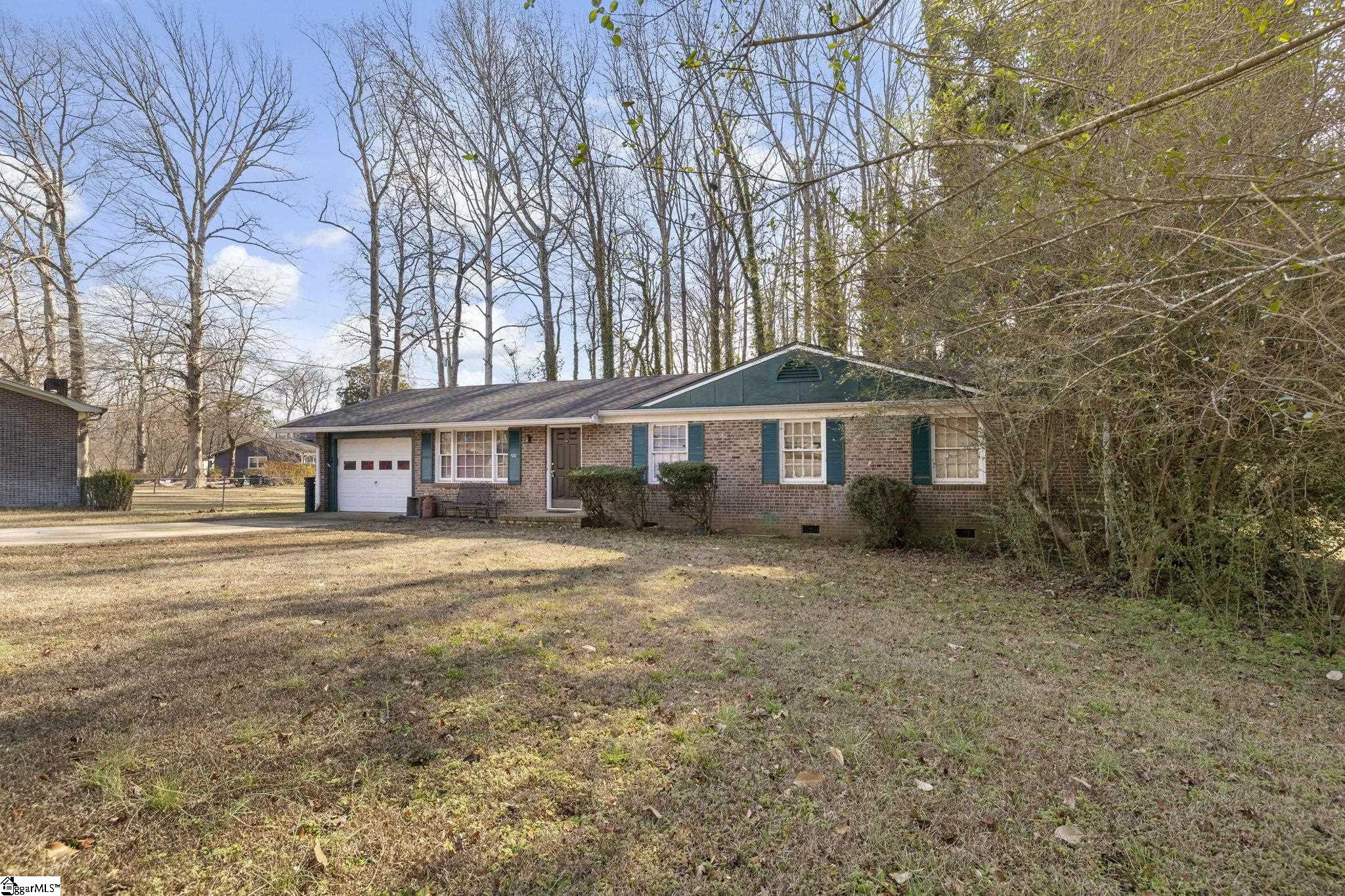 120 Shadecrest Drive