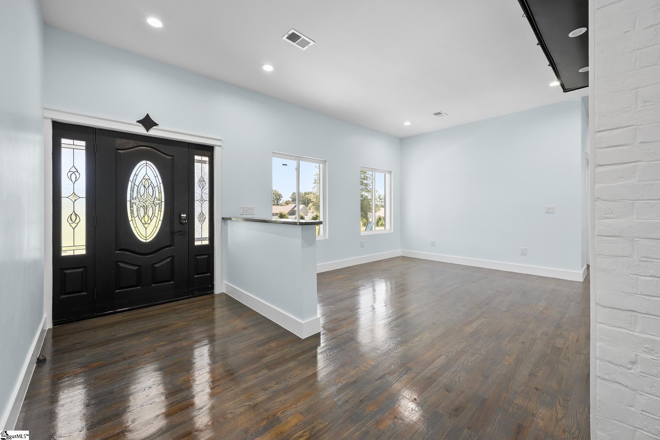 305 Waters Road