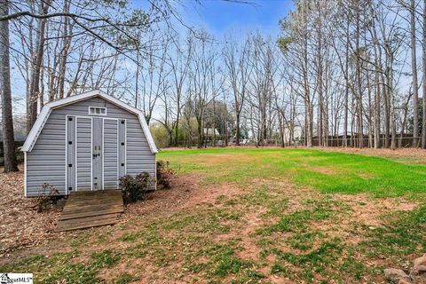 A home in Easley