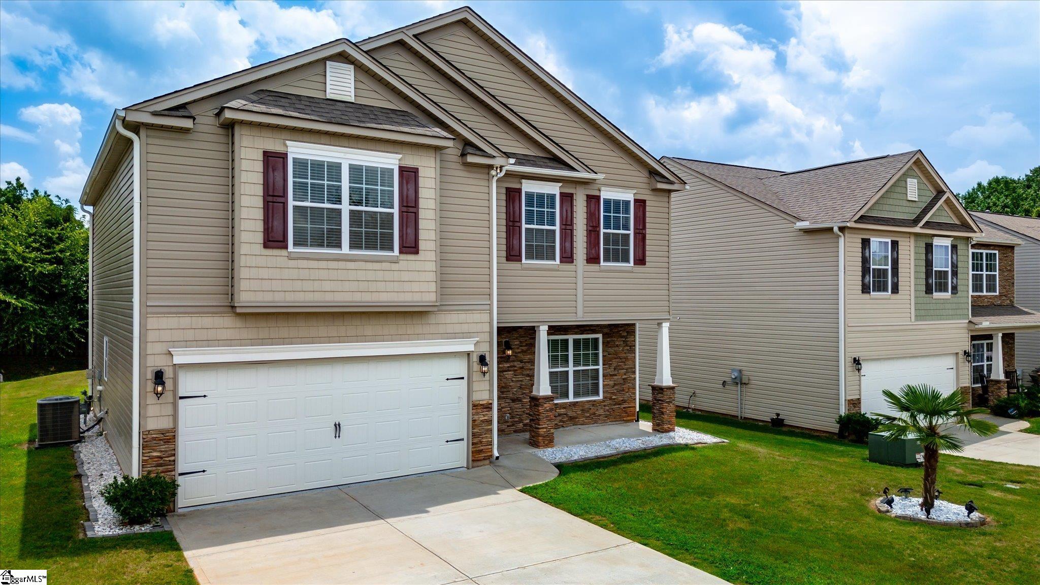 15 Spyglen Way