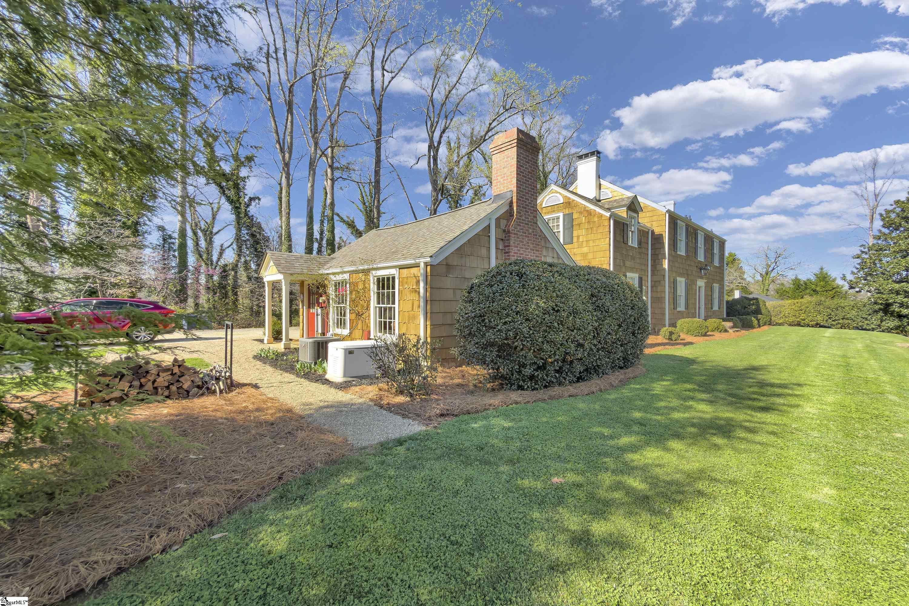 112 Rosewood Lane