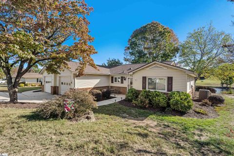 Photo of 103 Lakeside Court, Greenville, SC 29615 (MLS # 1574561)